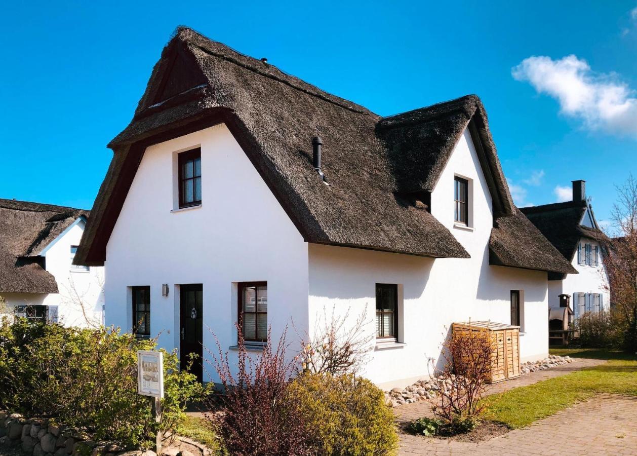 インゼル・ペール Reetdachhaus Hus Kiekerヴィラ エクステリア 写真